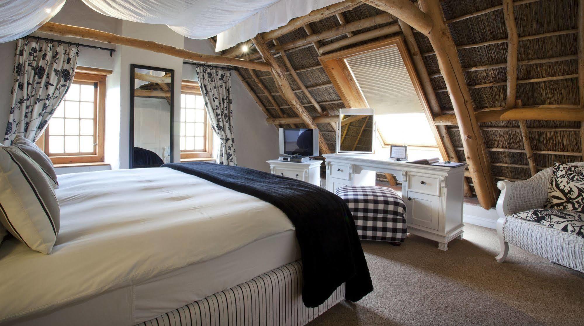Affittacamere Rickety Bridge Manor House Franschhoek Esterno foto