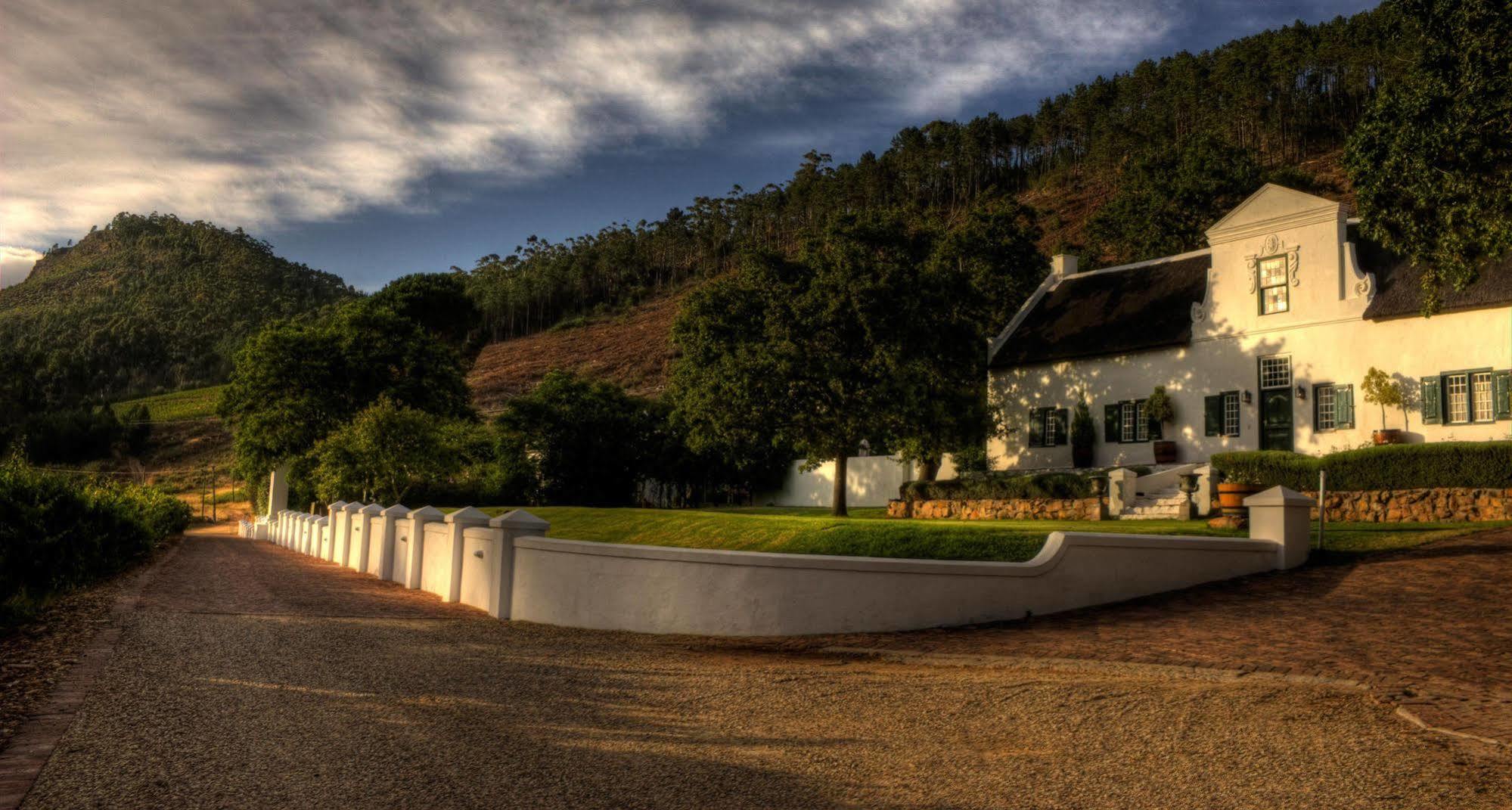 Affittacamere Rickety Bridge Manor House Franschhoek Esterno foto